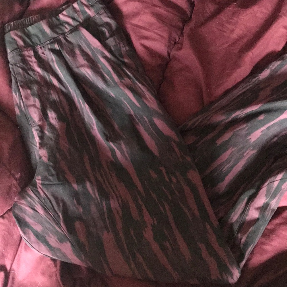 Lulu Lemon jogger pants